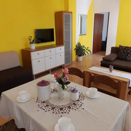 Jagoda - One Bedroom A3
